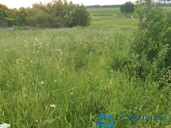 terreno edificabile in vendita a Lamporecchio