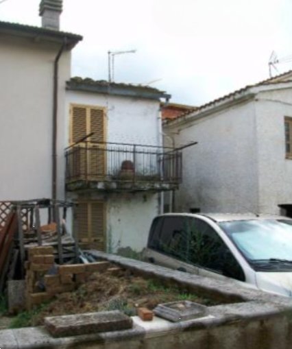 casa indipendente in vendita a Lamporecchio
