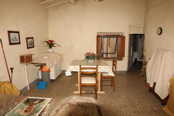 casa indipendente in vendita a Lamporecchio