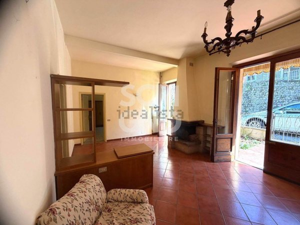 appartamento in vendita a Lamporecchio in zona San Baronto