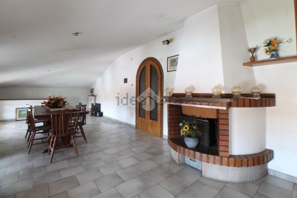 casa indipendente in vendita a Lamporecchio