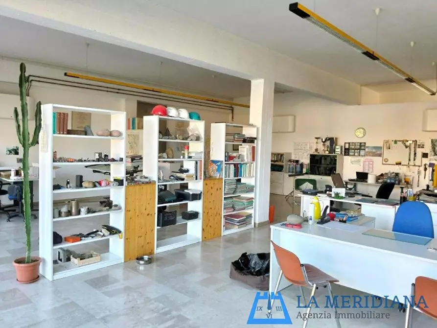 locale commerciale in vendita a Lamporecchio