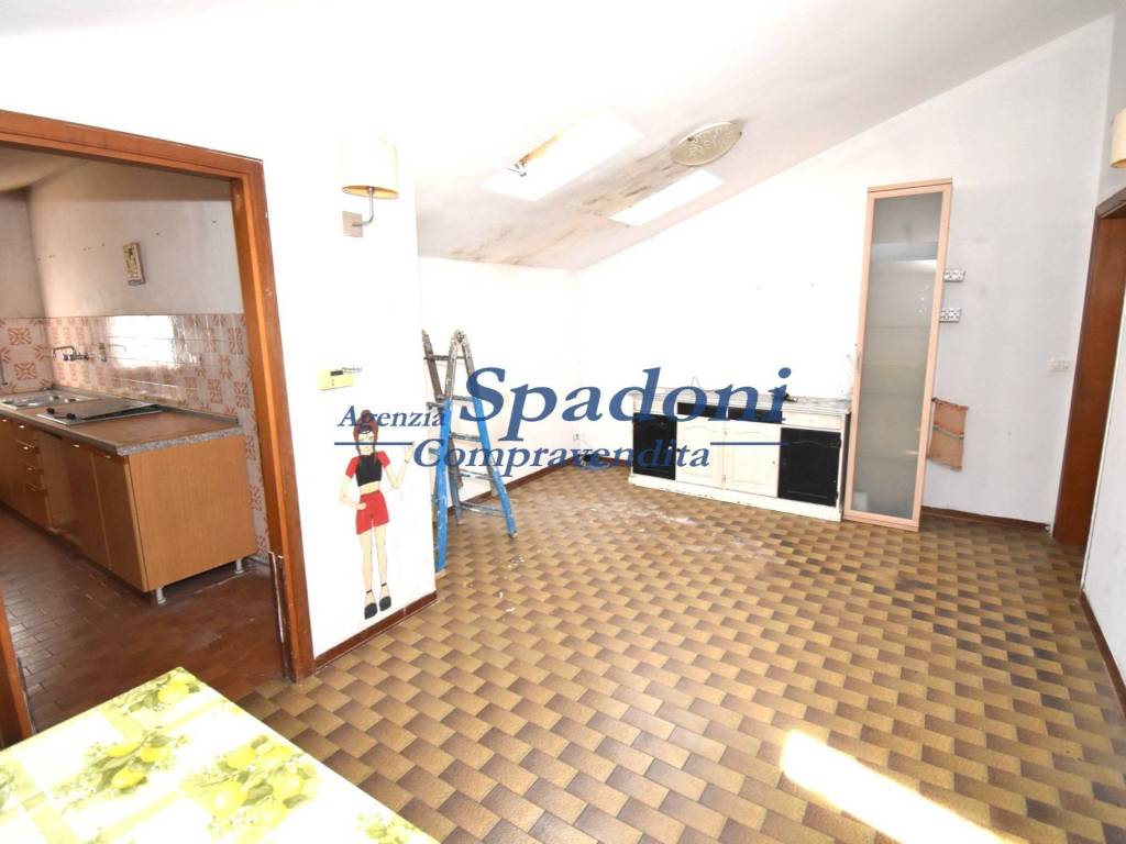 appartamento in vendita a Lamporecchio