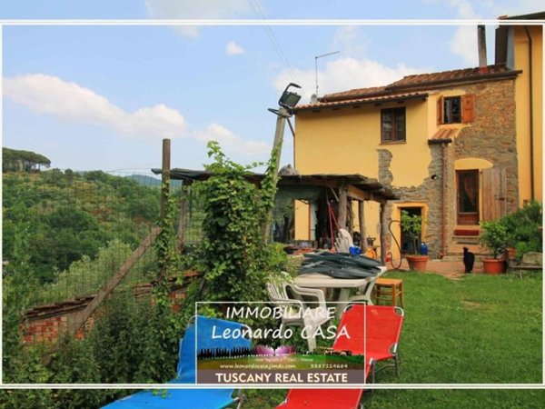 casa indipendente in vendita a Lamporecchio in zona San Baronto