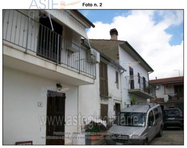 casa indipendente in vendita a Lamporecchio