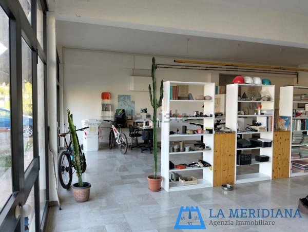 ufficio in vendita a Lamporecchio in zona Borgano