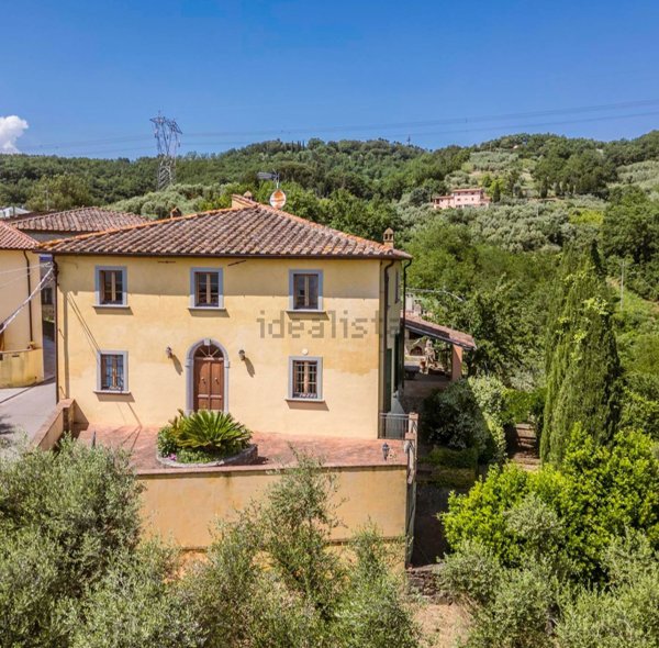 casa indipendente in vendita a Lamporecchio in zona San Baronto