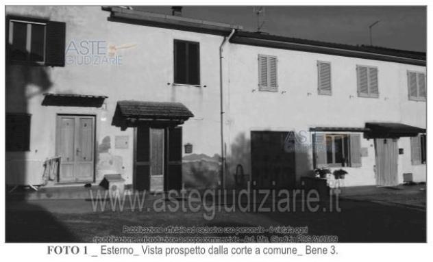 casa indipendente in vendita a Lamporecchio