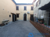 casa indipendente in vendita a Lamporecchio in zona San Baronto