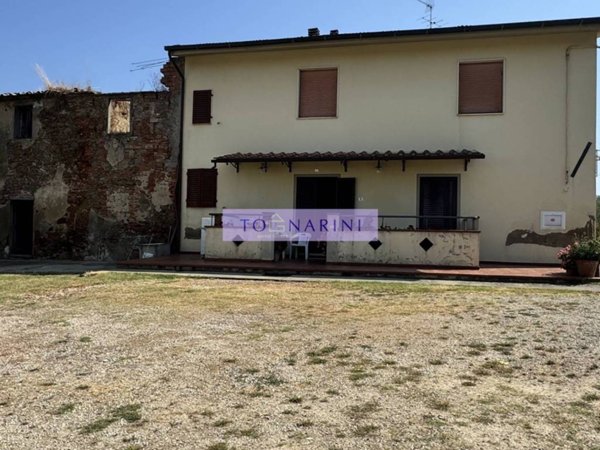 casa indipendente in vendita a Lamporecchio in zona Mastromarco
