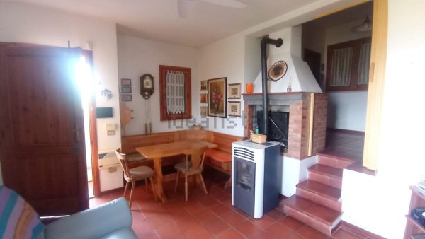 casa indipendente in vendita a Lamporecchio in zona San Baronto