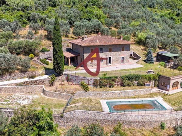casa indipendente in vendita a Lamporecchio in zona Borgano
