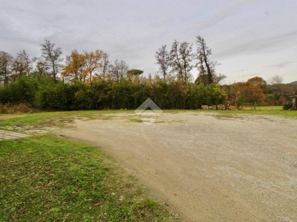 terreno edificabile in vendita a Lamporecchio in zona Borgano