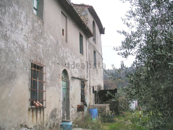 casa semindipendente in vendita a Lamporecchio in zona San Baronto