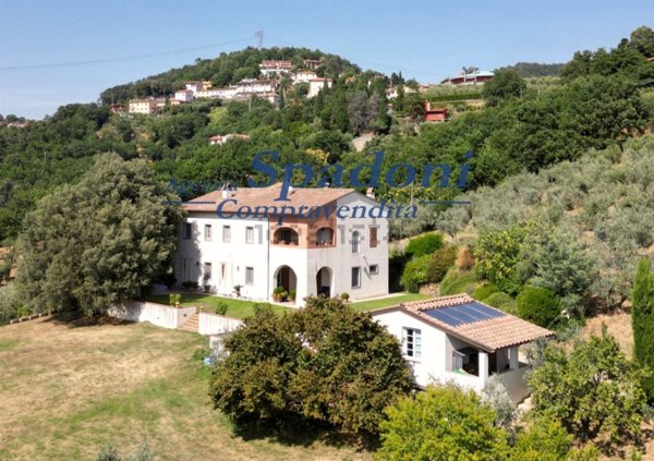 casa indipendente in vendita a Lamporecchio in zona San Baronto