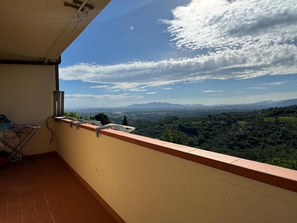 casa indipendente in vendita a Lamporecchio in zona Spicchio