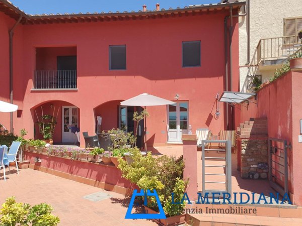 intera palazzina in vendita a Lamporecchio in zona Borgano
