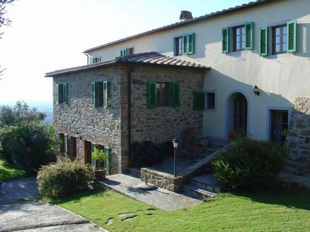 casa indipendente in vendita a Lamporecchio