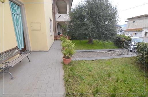 casa indipendente in vendita a Lamporecchio in zona Mastromarco
