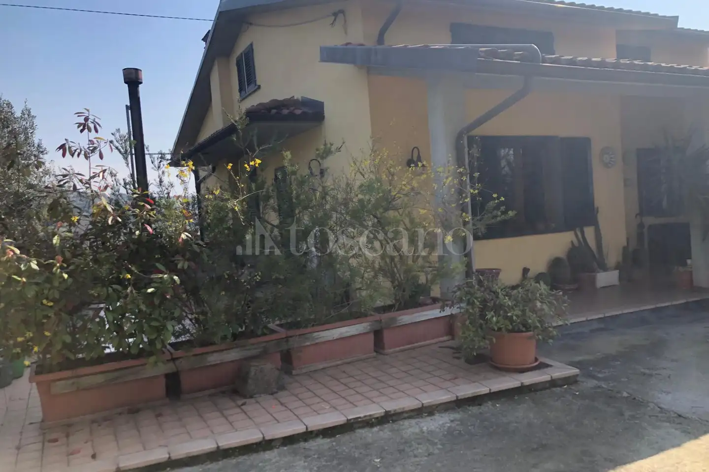 casa indipendente in vendita a Lamporecchio