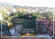 casa indipendente in vendita a Lamporecchio