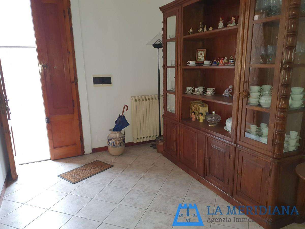 intera palazzina in vendita a Lamporecchio