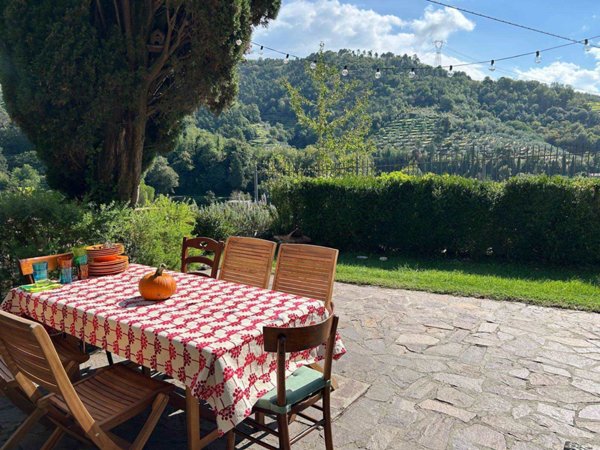 casa indipendente in vendita a Lamporecchio in zona Porciano