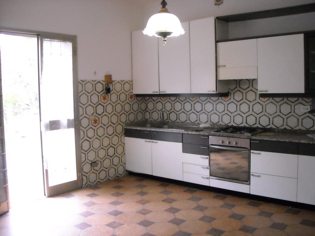 casa indipendente in vendita a Larciano