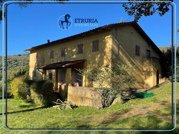 casale in vendita a Larciano in zona Cecina