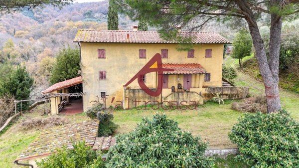 casa indipendente in vendita a Larciano