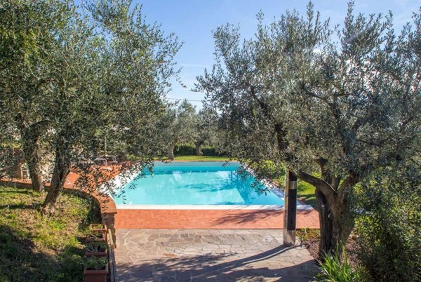 casa indipendente in vendita a Larciano