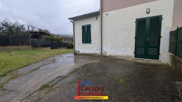 casa indipendente in vendita a Larciano