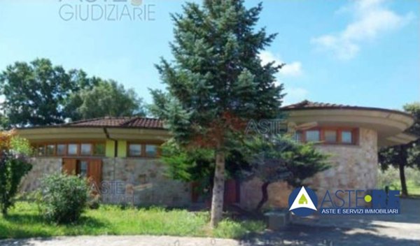 casa indipendente in vendita a Larciano