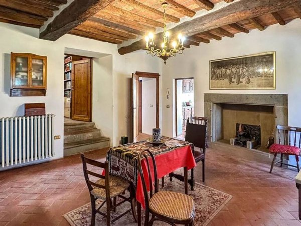 casa indipendente in vendita a Larciano