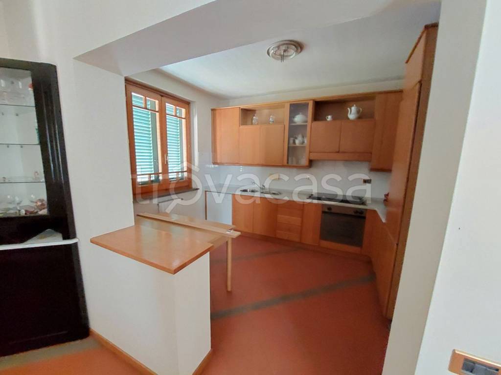 casa indipendente in vendita a Larciano