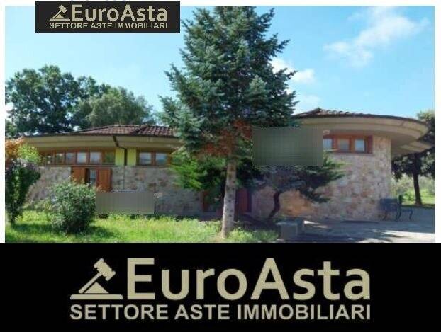 casa indipendente in vendita a Larciano