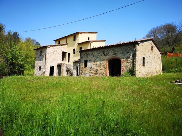 appartamento in vendita a Larciano in zona Cecina