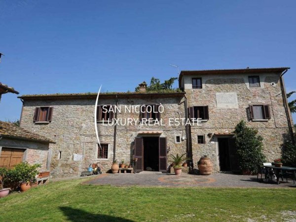 casa indipendente in vendita a Larciano