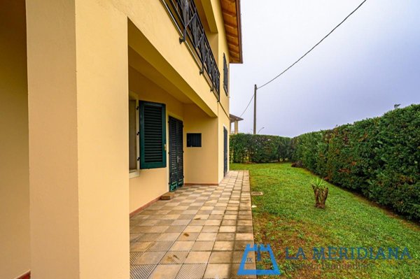 casa indipendente in vendita a Larciano