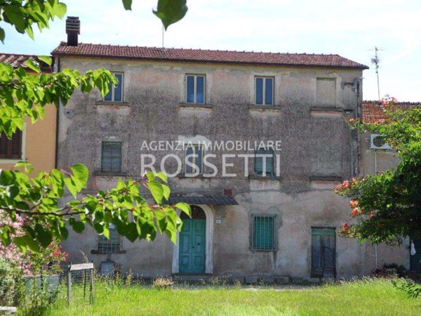 casa indipendente in vendita a Larciano