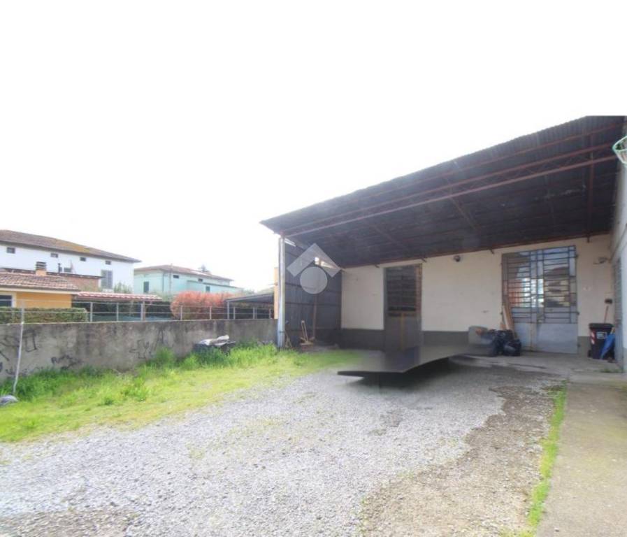 casa indipendente in vendita a Larciano in zona Castelmartini