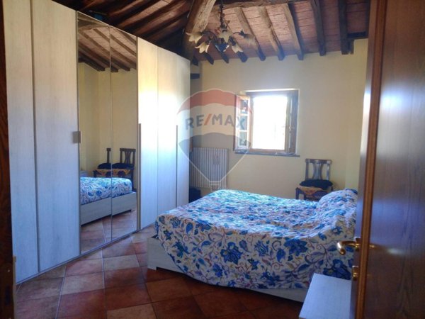 casa indipendente in vendita a Larciano