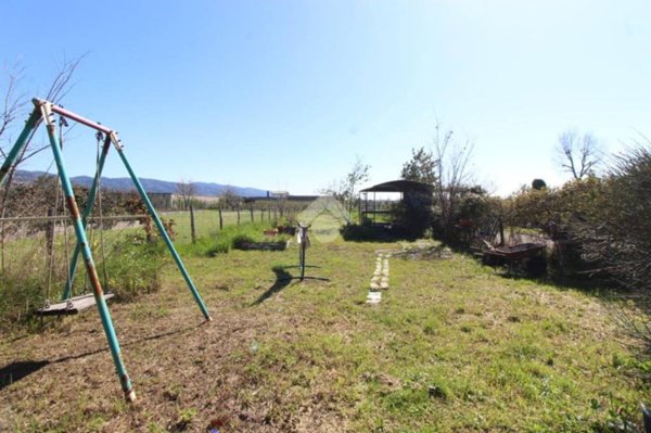 casa indipendente in vendita a Larciano in zona Castelmartini