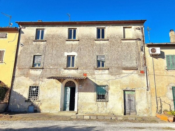 casa indipendente in vendita a Larciano in zona Castelmartini