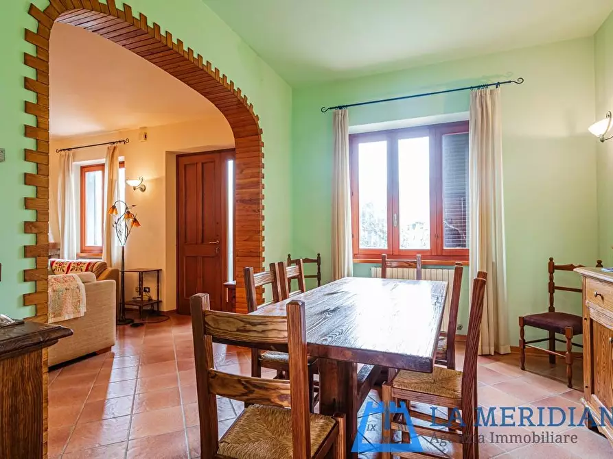 casa indipendente in vendita a Larciano