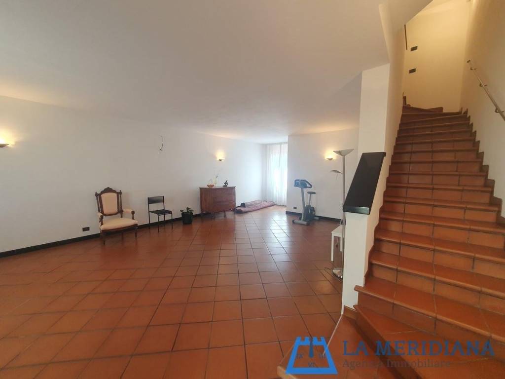 casa indipendente in vendita a Larciano