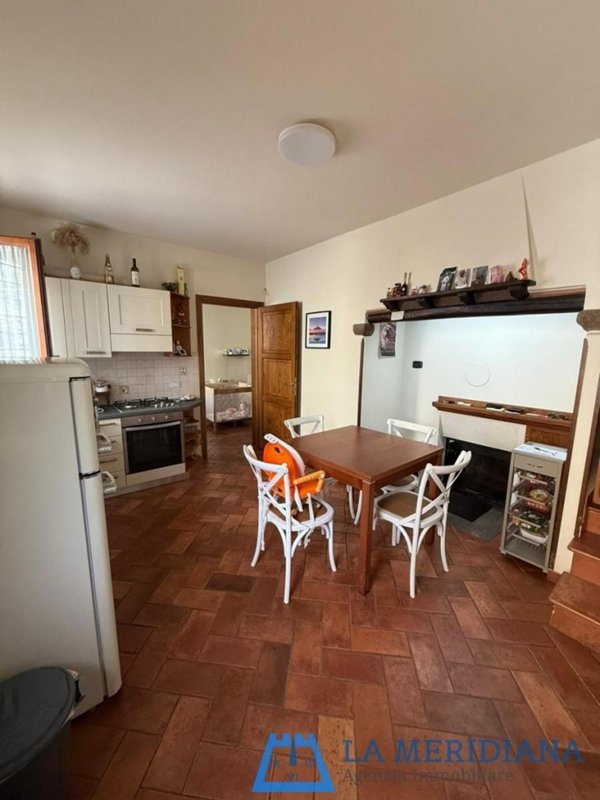 casa indipendente in vendita a Larciano