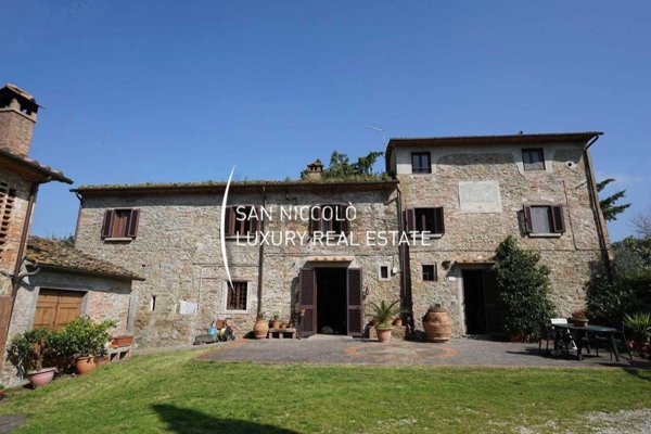 casa indipendente in vendita a Larciano