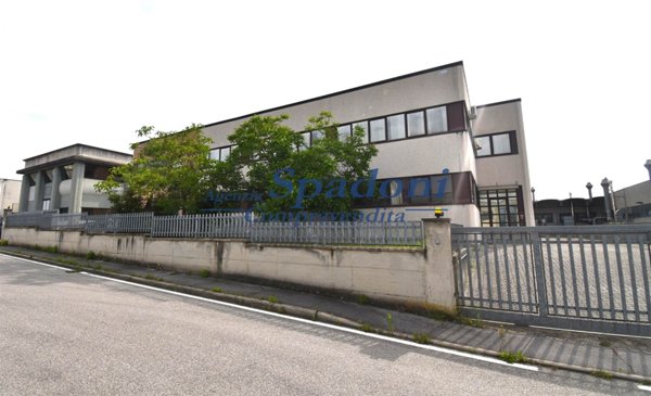 locale di sgombero in vendita a Larciano