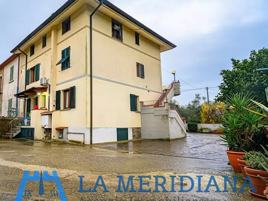 casa indipendente in vendita a Larciano